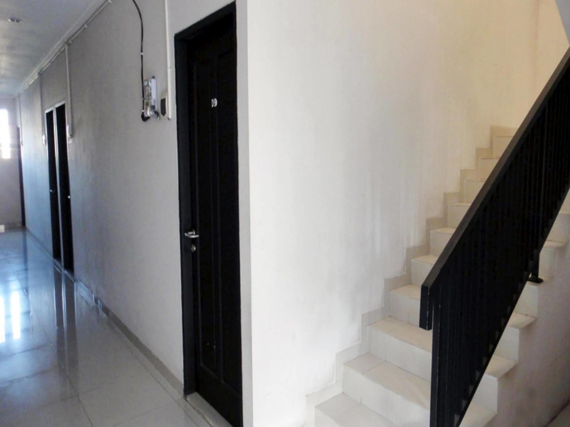 Comfort House Hotel Balikpapan  Esterno foto
